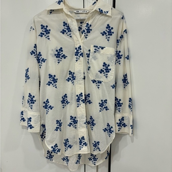 Zara White Button Down Embroidered Oversized Shirt Flowers Size Small - Picture 14 of 15